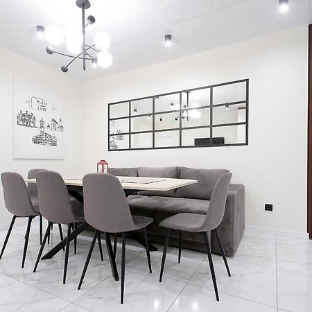 Luxury Nest Lviv Center Apartment Exterior photo