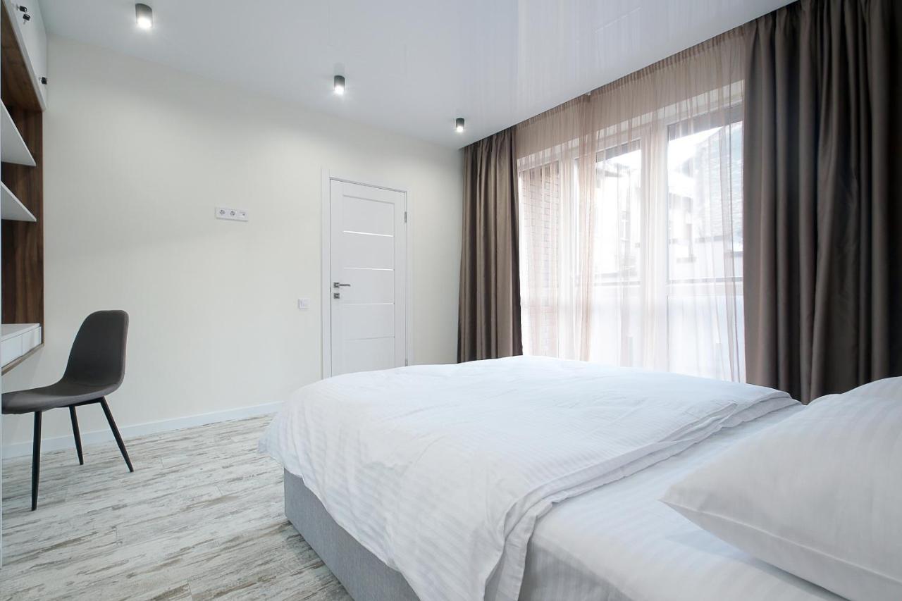 Luxury Nest Lviv Center Apartment Exterior photo