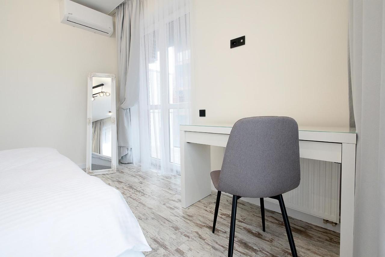 Luxury Nest Lviv Center Apartment Exterior photo