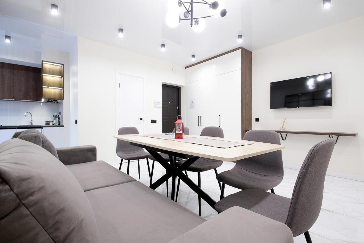 Luxury Nest Lviv Center Apartment Exterior photo