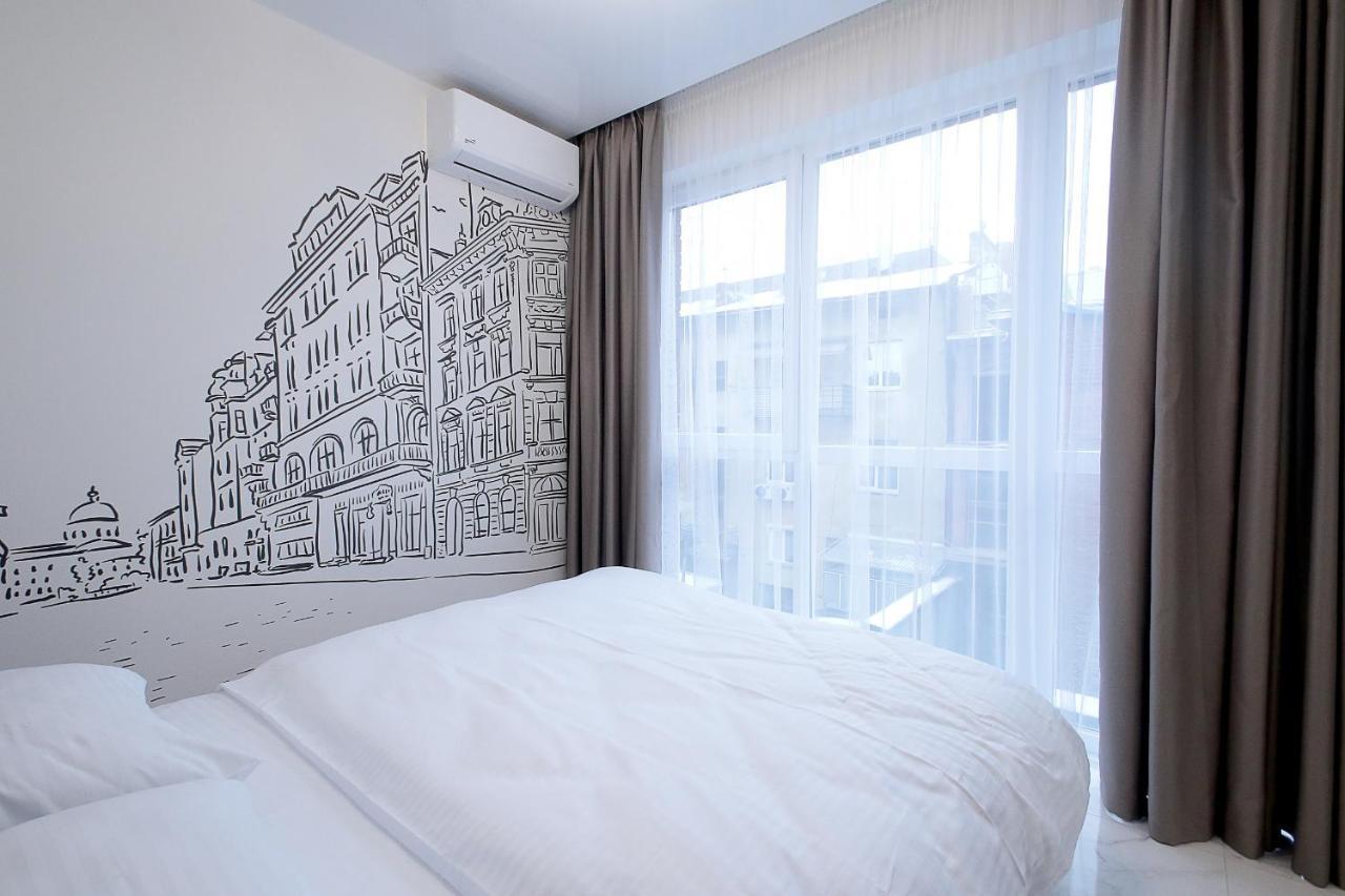 Luxury Nest Lviv Center Apartment Exterior photo